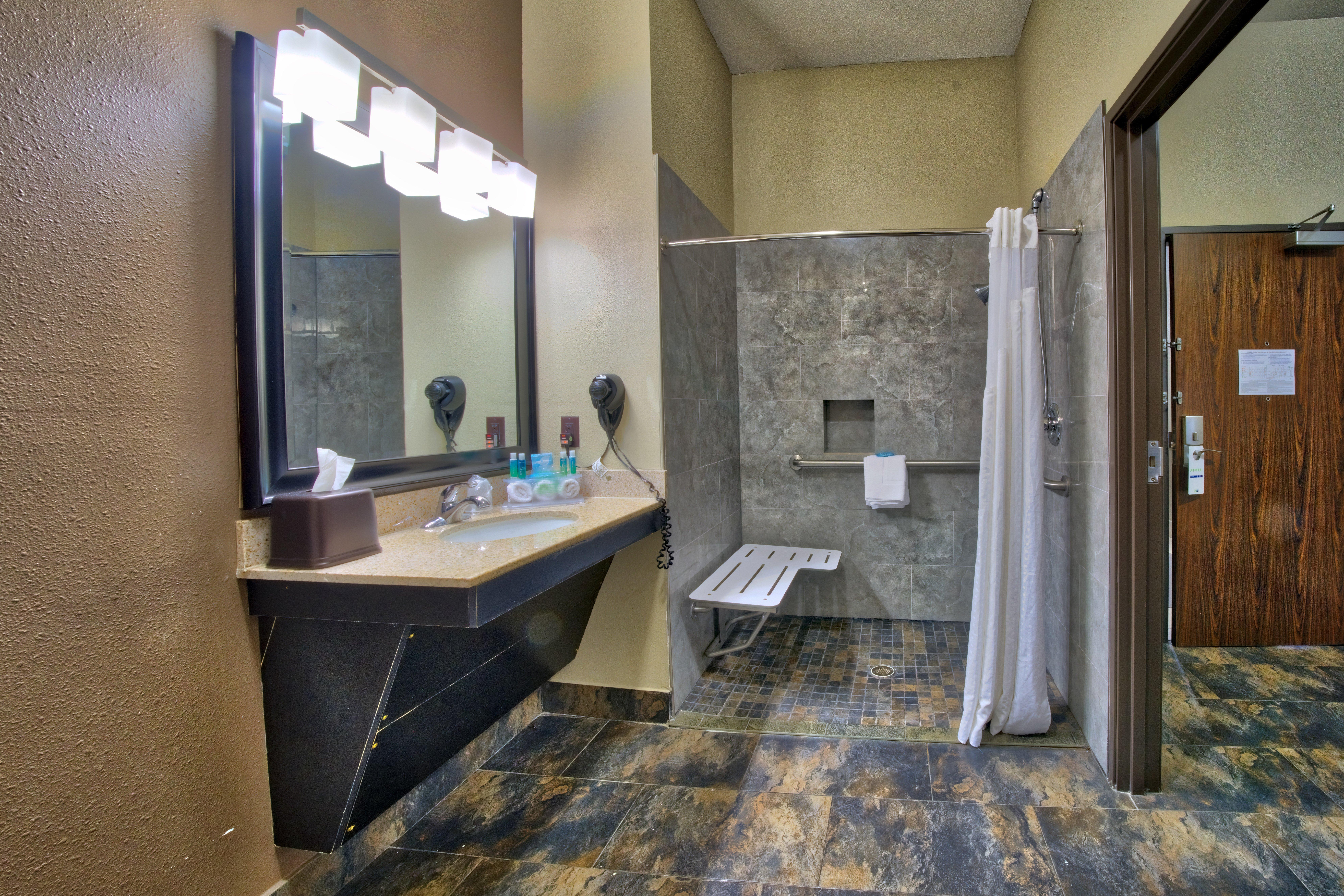 Holiday Inn Express And Suites Lubbock South By Ihg Buitenkant foto