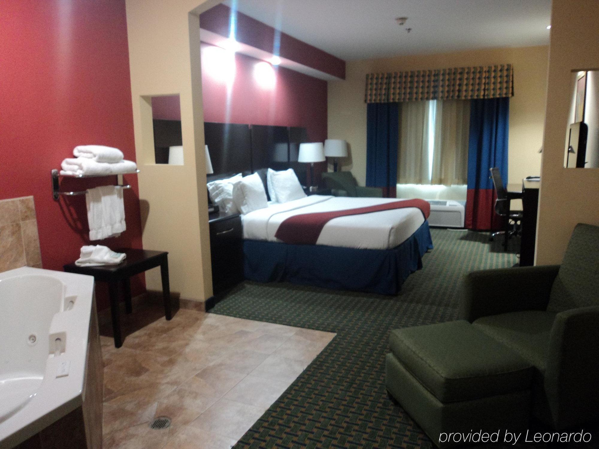Holiday Inn Express And Suites Lubbock South By Ihg Buitenkant foto