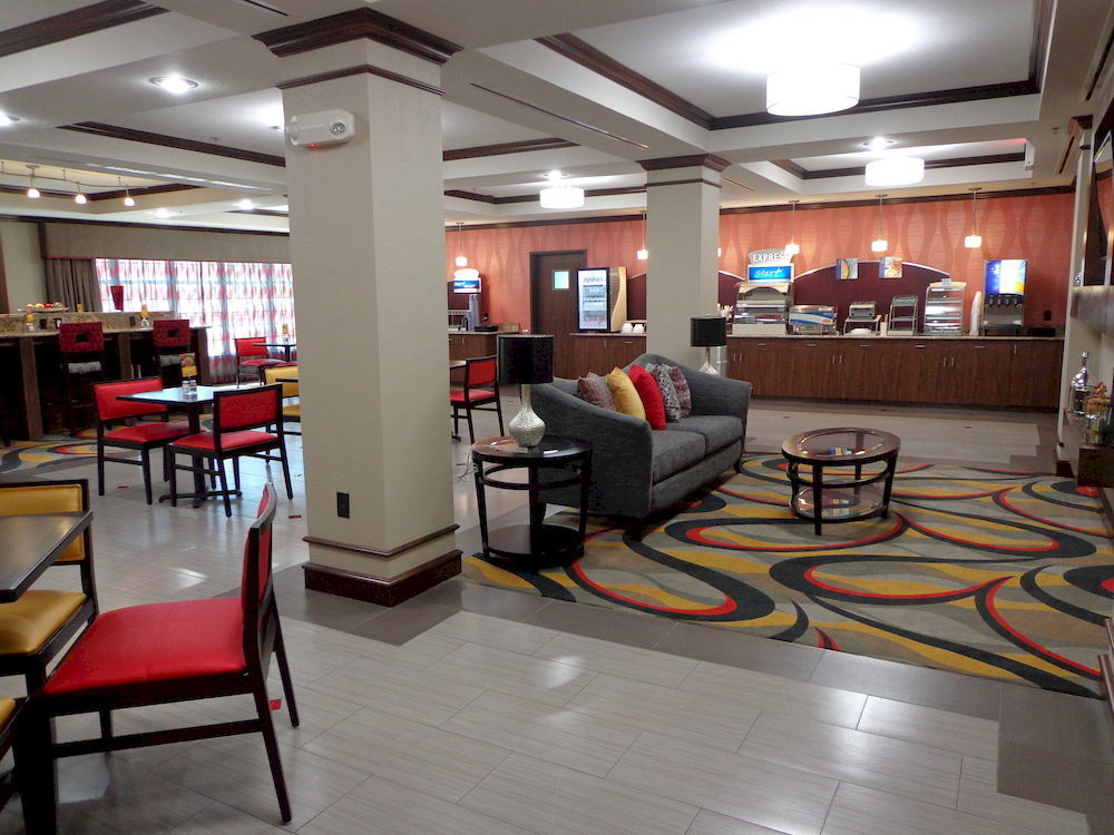 Holiday Inn Express And Suites Lubbock South By Ihg Buitenkant foto