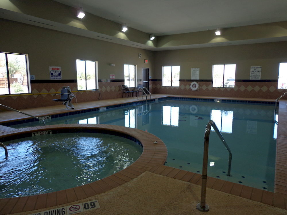 Holiday Inn Express And Suites Lubbock South By Ihg Buitenkant foto