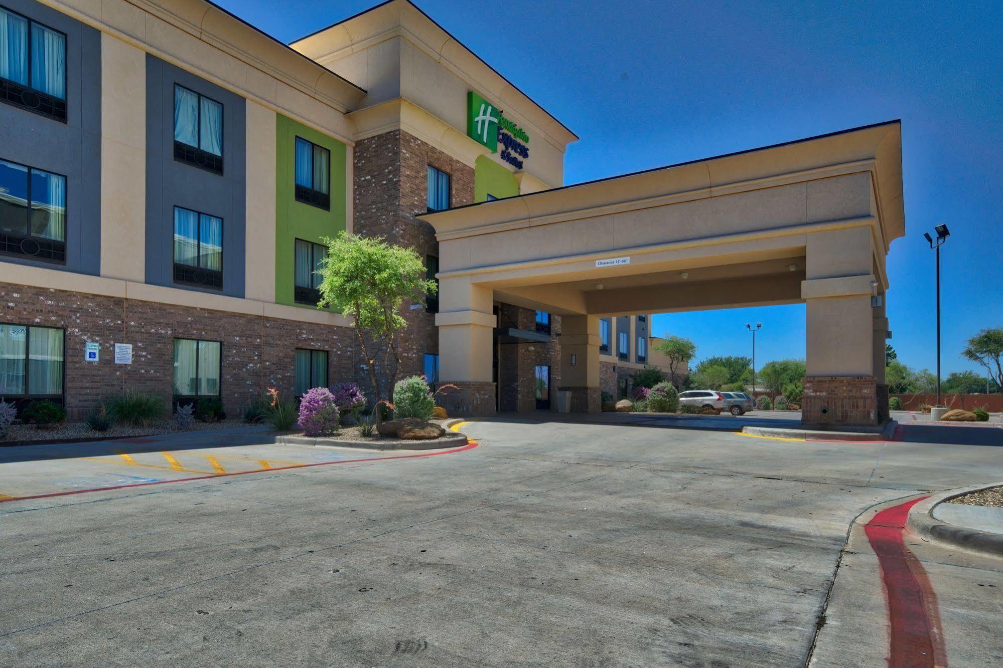 Holiday Inn Express And Suites Lubbock South By Ihg Buitenkant foto